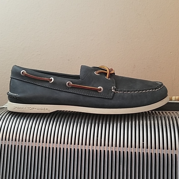 Sperry Other - MENS SPERRY TOP SIDERS NAVY LEATHER BOAT SHOES